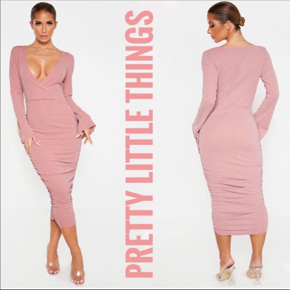 Pretty Little Things NWT Long Sleeve V Neck Stretch Rushed Cocktail Blush Dress